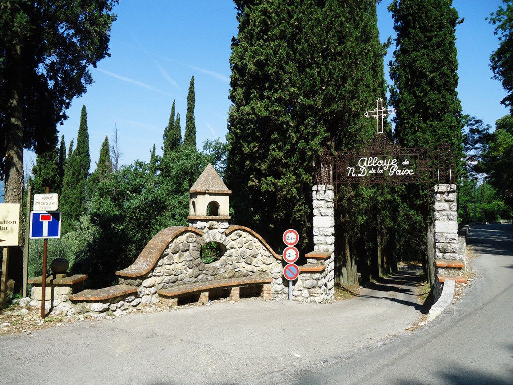 ORATOIRE NOTRE DAME DE LA PAIX06 CASTAGNIERS 06034FRANCE