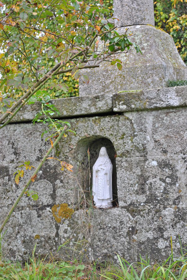 Croix Oratoire De La Baffardierela Baffardière85 Le Champ Saint PÈre 85050france 